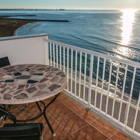 Apartamento En Primera Linea De Mar Sant Carles De La Rapita Luaran gambar