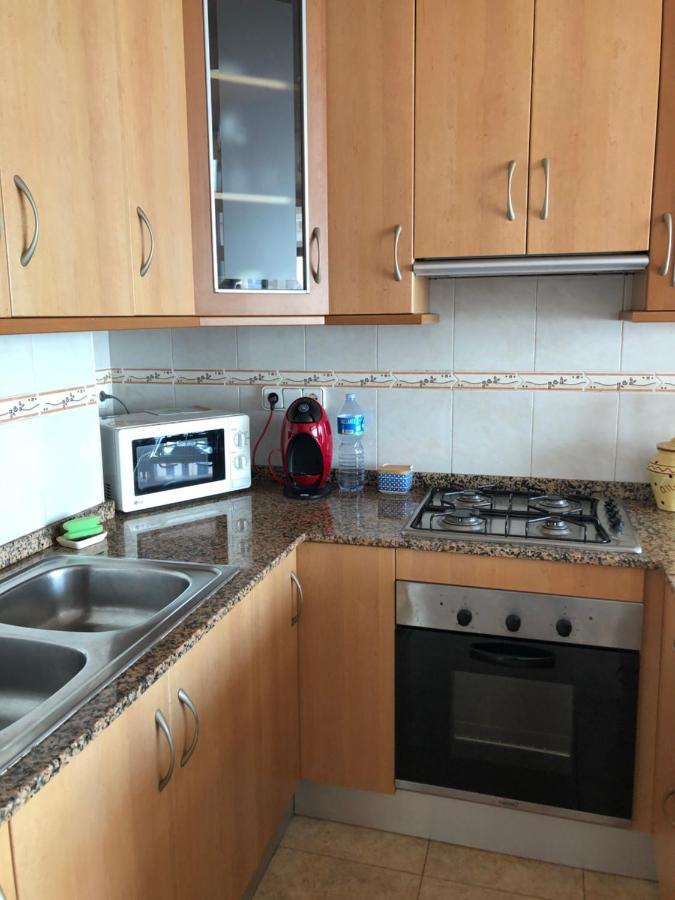 Apartamento En Primera Linea De Mar Sant Carles De La Rapita Luaran gambar