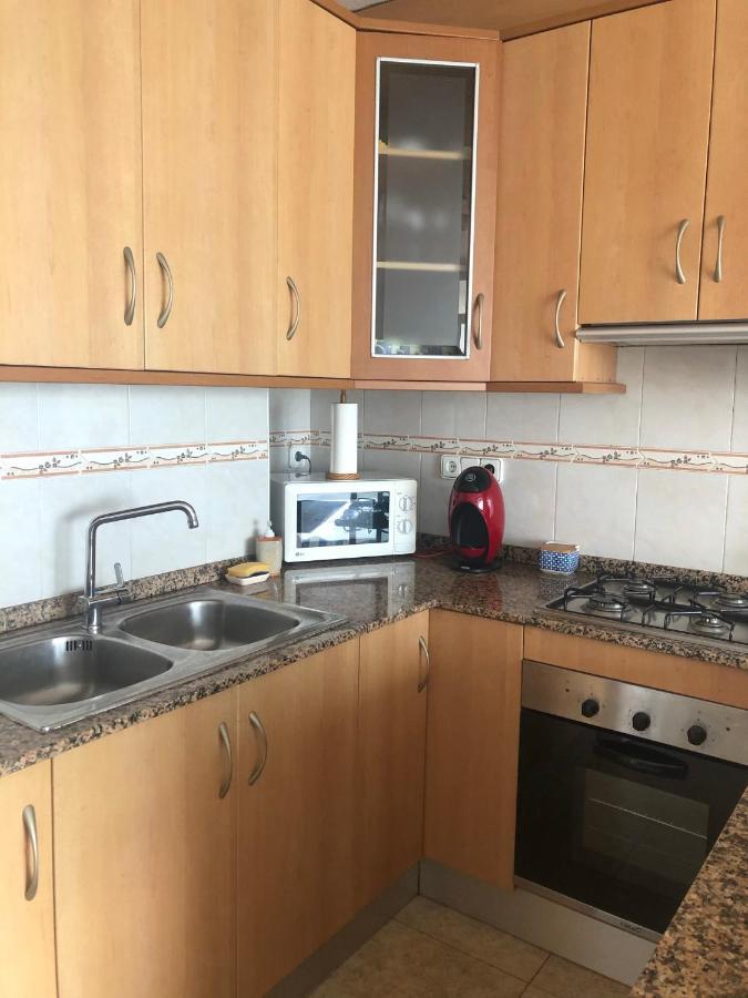 Apartamento En Primera Linea De Mar Sant Carles De La Rapita Luaran gambar