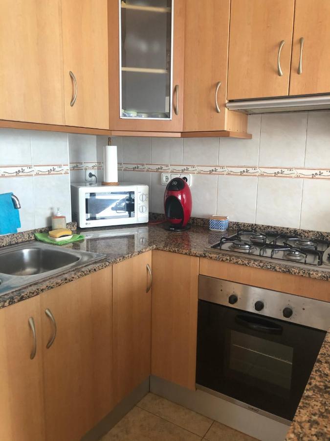 Apartamento En Primera Linea De Mar Sant Carles De La Rapita Luaran gambar