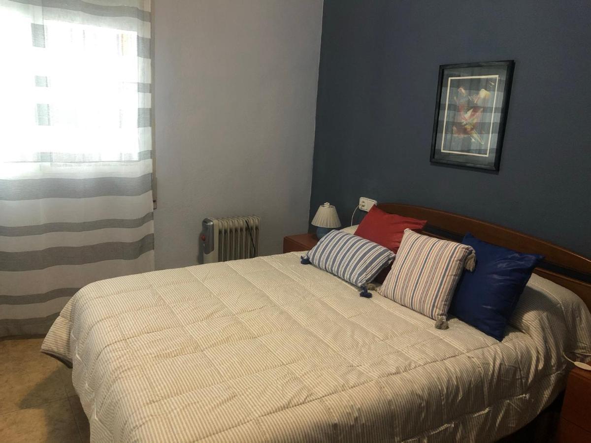 Apartamento En Primera Linea De Mar Sant Carles De La Rapita Luaran gambar
